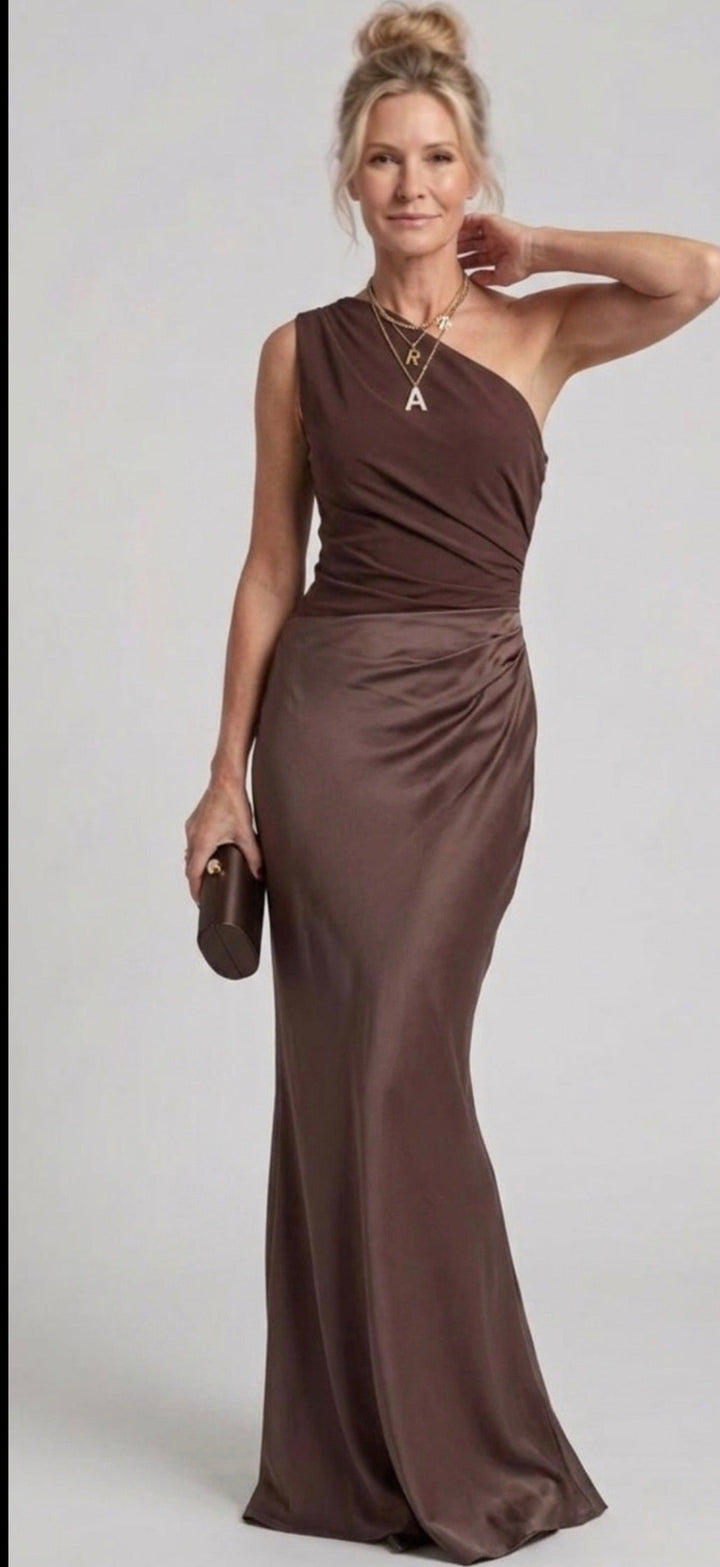 Sophia | Maxi Dress with a Guilt in Satin