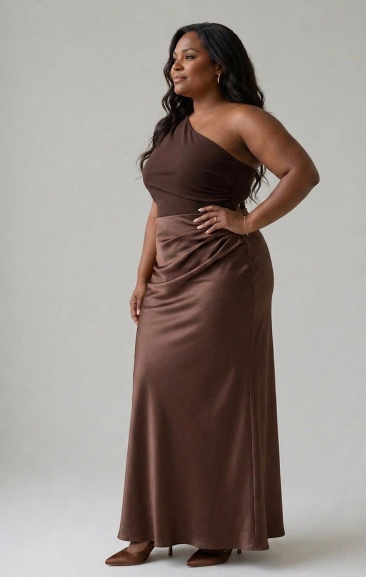 Sophia | Maxi Dress with a Guilt in Satin