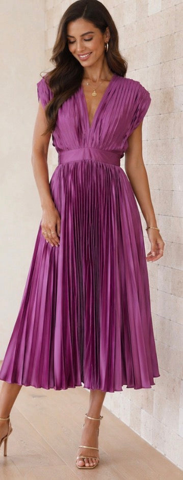 Marni | Timeless Pleated Midi Dress