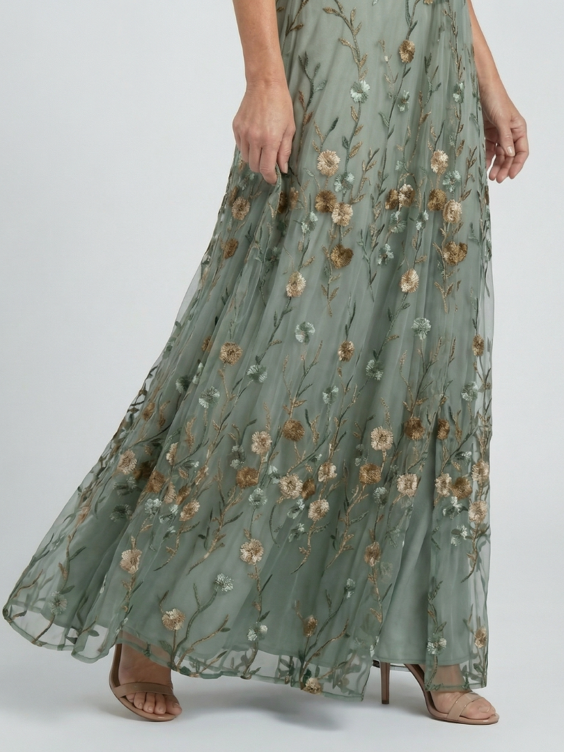 Selora | Halter Bloom Maxi Dress