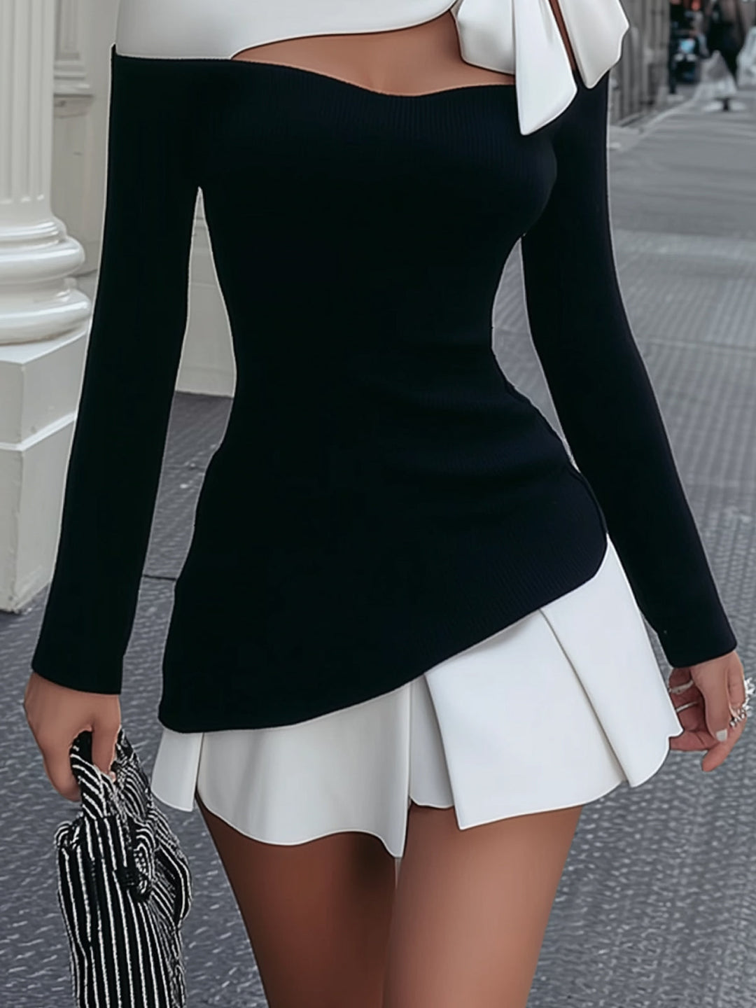Faustine | White and Black Mini Dress with Straps and Sewn Bow