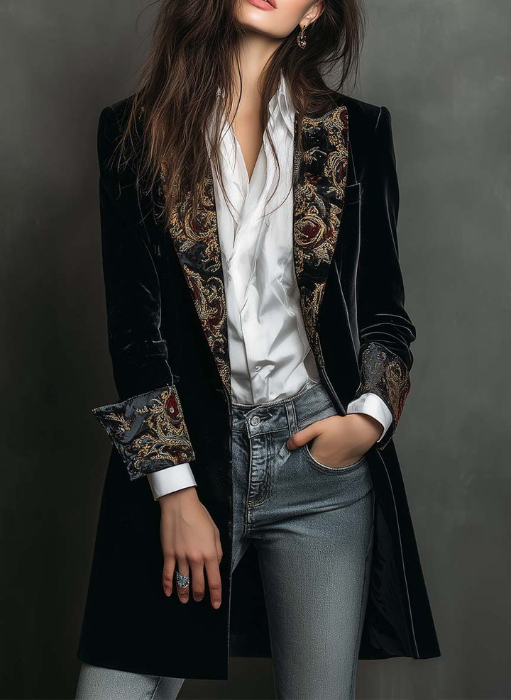 Women's Black Baroque Print Lapel Slim Fit Blazer