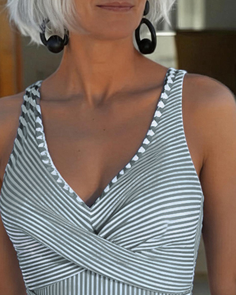 Sofia | Elegant Striped Swimsuit
