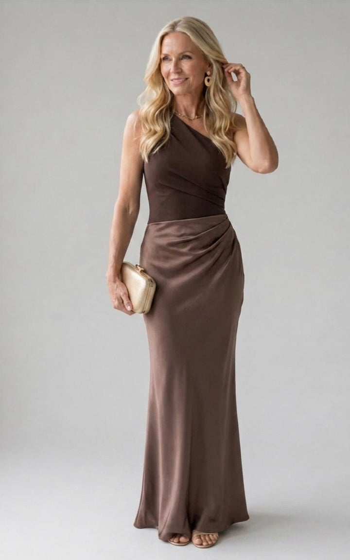Sophia | Maxi Dress with a Guilt in Satin
